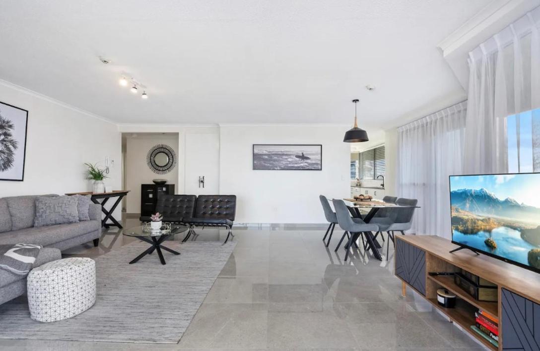 גולד קוסט Baronnet Apartments מראה חיצוני תמונה