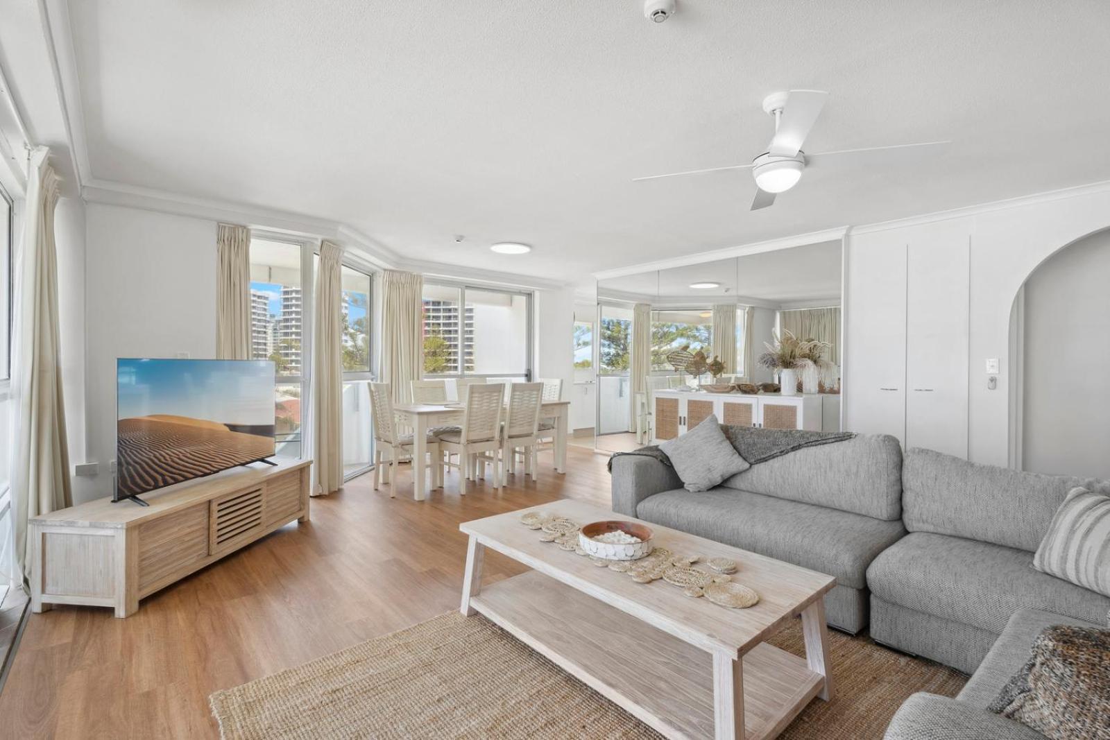 גולד קוסט Baronnet Apartments מראה חיצוני תמונה