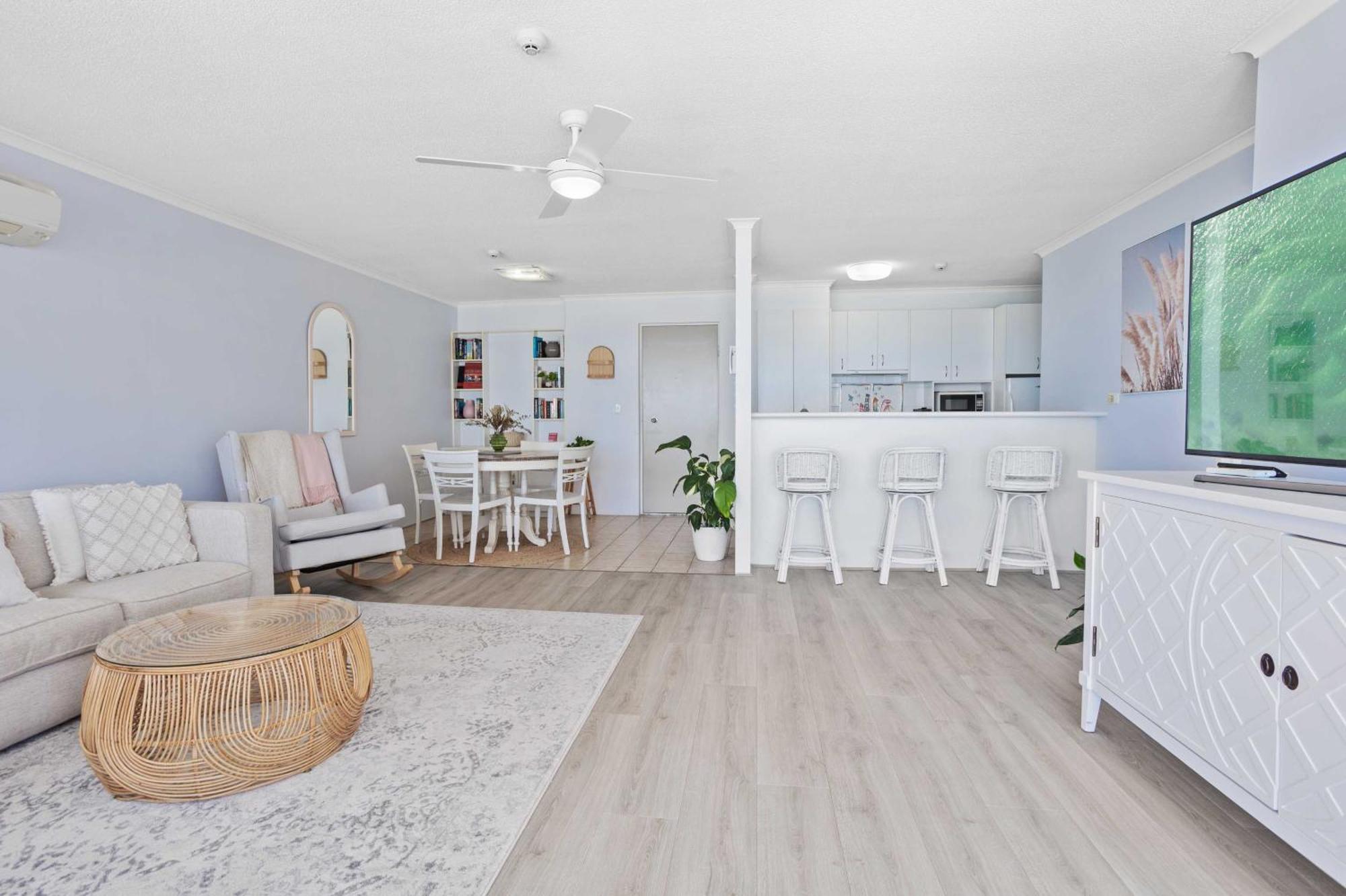 גולד קוסט Baronnet Apartments מראה חיצוני תמונה